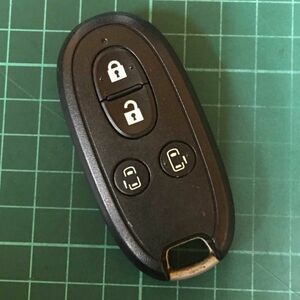 SU11857点灯 スズキ 純正 007YUUL0212スマートキーレス パレット ソリオ ルークス等 MA15S 日産 両側スライド 4ボタン