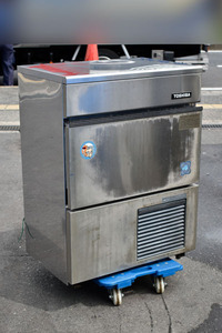 DP12 東芝 全自動製氷機 キューブアイス 100V テーブル形 業務用 厨房機器