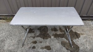 折り畳み アルミ製 テーブル　作業台　キャンプ