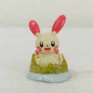 プラスル 「ポケモン」フィギュア★高さ約３cm〈h2g