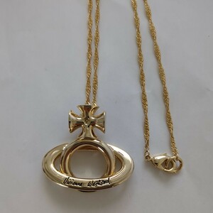 ★Vivienn Westwood ヴィヴィアンウエストウッド　グラスホルダー　ネックレス★カラー：ゴールド色　【未使用/保管品】　送料無料