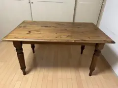 ダイニングテーブル、机