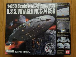 バンダイ　U.S.S. ヴォイジャー NCC-74656　スター・トレック　1/850　未組立