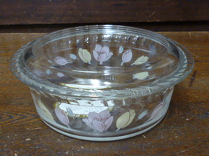 昭和レトロ　PYREX IWAKI 耐熱 ガラス 容器 蓋つき 花柄 フラワー パイレックス 岩城ガラス クロッカス キッチン インテリア ディスプレイ