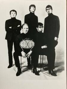 貴重★マンフレッド・マン★Manfred Mann★１７x１２cmのアーティスト・フォトカード