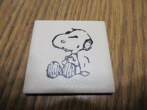 SNOOPY DRAWN ON A 2 X 2 INCH TILE PEANUTS 海外 即決