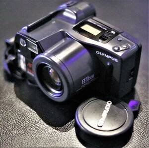 ☆【オリンパスOLYMPUS IZM300 AF ZOOM38-105㎜ 1:4,5-6・オートフォーカス 電子シャッター】美品