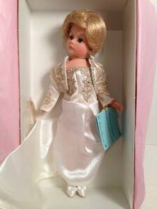 Madame Alexander 9" Doll PRINCESS DIANA COMMEMORATIVE 22500 New in Box 海外 即決