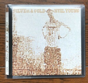 2183 / NEIL YOUNG / SILVER & GOLD / ニール・ヤング/ 美品