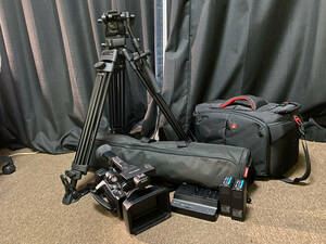【新品同様・数回使用しただけ！！ 】　業務用ビデオカメラのフルセット（SONY Z-190+Libec RT-30B+RH35D ）