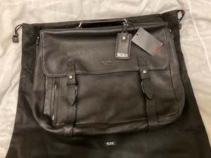 TUMI　トゥミ 『レザー2WAYバッグ 』6875D 《未使用　画像NO８.TUCKLOCK金具面擦れ有り　》