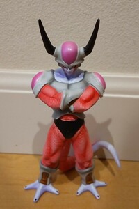 ドラゴンボール改 超彩色 組立式ハイスペックカラーリングフィギュア フリーザ 第二形態