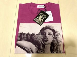 新品・タグ付き HYSTERIC GLAMOUR ヒステリックグラマー 　コートニーラブ COURTENEY LOVE 　ガール柄 人気　名作 Ｔシャツ　NO.99050 