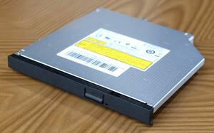 DVD-ROMドライブ（読み取り専用） SATA接続 厚さ12.7mm ★ Panasonic UJ8E0