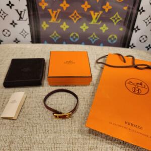 HERMES　レザー　レッド×ゴールド　ブレスレット　チョーカー　ベルト