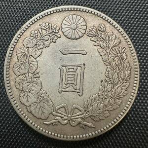 古銭　銀貨　一円銀貨　B50 一圓 明治年 明治三十四年 日本古銭　大型コイン　貿易コイン重さ26.7g 美品