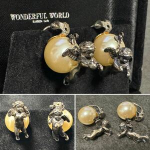 ☆WONDERFUL WORLD 人造真珠 人工真珠 直径 約11mm イヤリング☆天使 エンジェル☆ケース付き☆