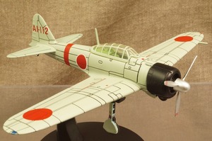 ★日本海軍　三菱 A6M2b 零式艦上戦闘機 二一型 ゼロ戦　1/72　116008　ALTAYA