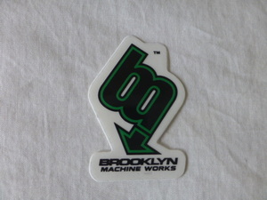 BROOKLYN MACHINE WORKS・NEW YORK ステッカー BROOKLYN MACHINE WORKS・NEW YORK 黒ｘ緑 BROOKLYN MACHINE WORKS