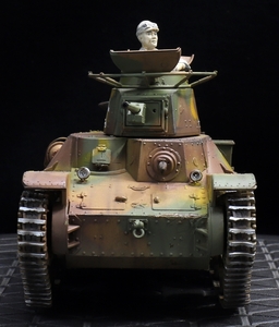 1/35 大日本帝国陸軍 九五式軽戦車八号 戦車兵フィギュア×1体セット 制作完成品