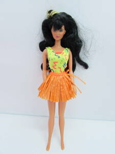 ヴィンテージ マテル社 バービー ハワイアンファンバービー KIRA キラ フラスカート 黒髪 女の子 人形 1980年 1966年 マレーシア製
