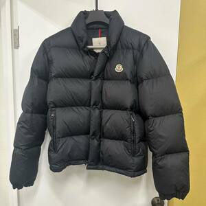 【サイズ1】MONCLER モンクレール ダウンジャケット ブラック 黒 メンズ 中古品 現状品 B4201