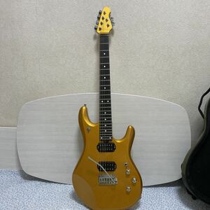 中古エレキギターノーブランド　MUSICMAN Luke コピーモデル　ケース付