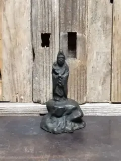 小さな　観音菩薩　銅製　観音様　仏像　仏壇　仏具　骨董　古玩　中国　レトロ