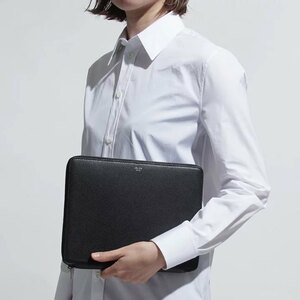 定価11,2万円 CELINE セリーヌ iPadケース ドキュメントケース クラッチバッグ 最高級レザー