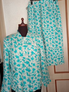 ロングスカートスーツ　ウエスト80 　絹　シルク　水色