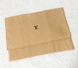 ルイヴィトン「 LOUIS VUITTON 」バッグ保存袋 旧旧型 (3353）正規品 付属品 内袋 布袋 フラップ型 薄茶色 30.5×23cm 小さめ 