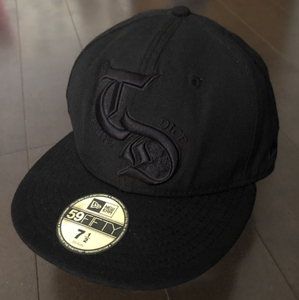 THREE DICE ニューエラ CAP 黒 コラボ NEW ERA キャップ 真木蔵人 プロデュース 日本 ブランド や SURF サーフィン 好きに も