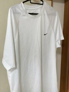 NIKE ドライ　フィット　　XL Tシャツ