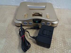 任天堂64　Nintendo64 　NUS-001　通電OK ジャンク品 ACアタブター付