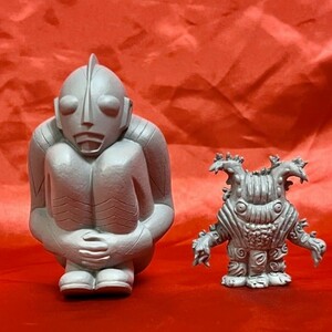 GORT ダイナマイトボール８０＆グロブスク レジンキャスト製 無塗装 ガレージキット ゴート ウルトラマン80 トレフェス