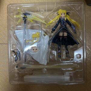 figma リリカルなのはStrikerS フェイト・T・ハラオウン バリアジャケットVer. 中古品