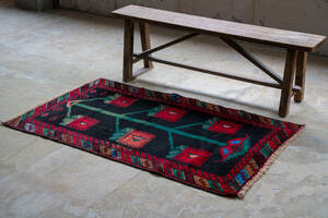 ￥24,000→￥14,000 スペシャル価格 136×79cm 手織り 絨毯 カーペット ヴィンテージ ラグ ペルシャ絨毯 アウトレット