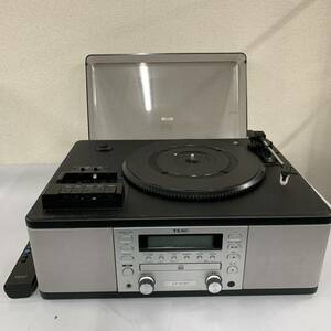 【Jb-4】 TEAC LP-R550 マルチプレーヤー 動作確認済 CD開閉不可。ダストカバー留め具欠品。 汚れあり ティアック 中古品 1394-70