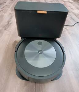 【美品】 iRobot(アイロボット)Roomba j7+ クリーンベース付属 ロボット掃除機 ルンバ j755860