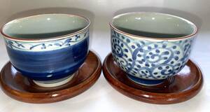和柄 ◆絵変わり 湯飲み 陶器／ 木製 漆器 茶托◆ペア ２客揃え 未使用