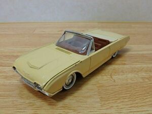 s006k　FORD　THUNDER BIRD　1961　Solido　1/43　ソリド フォード サンダーバード　ミニカー　06-85　N°4504　ダイキャスト　レトロ