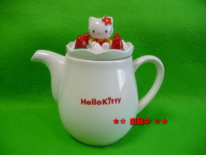 ハローキティ ポット 2003年 陶器 茶器 人形 苺 いちご サンリオ
