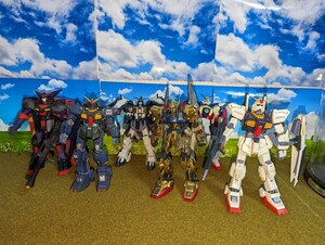 バンダイ、ガンダムシリーズ144/1スケール、組み立て完成品です。ガンダム好きのお子様に、喜ばれます。