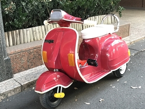 VESPA ペダルカー