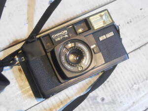 M8950 CHINON 35F-A フィルムカメラ 現状 コレクターより ゆうパック60サイズ(0409) 