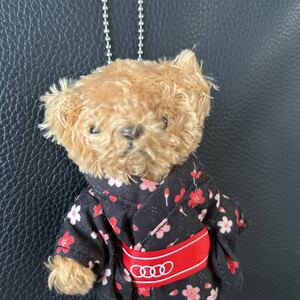 未使用/タグ無し★Audi アウディ　クマ　ベア　くま　キーホルダー　ぬいぐるみ　純正　正規品★浴衣