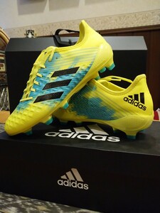 adidas predator malaice 25cm