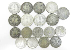 16493 ロ604-338　古銭　五十銭　銀貨 まとめ　竜　旭日　日本 貨幣　硬貨 コイン　レトロ　コレクション　60