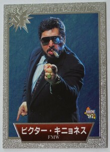 送料84円　プロレス●ビクター・キニョネス/VICTOR QUINONES●格闘技　トレーディングカード　6,5㎝×9㎝　美品