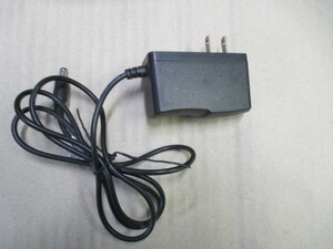 ACアダプター FY1201000 ☆ input 100-240vac /output 12V 　　（あ）